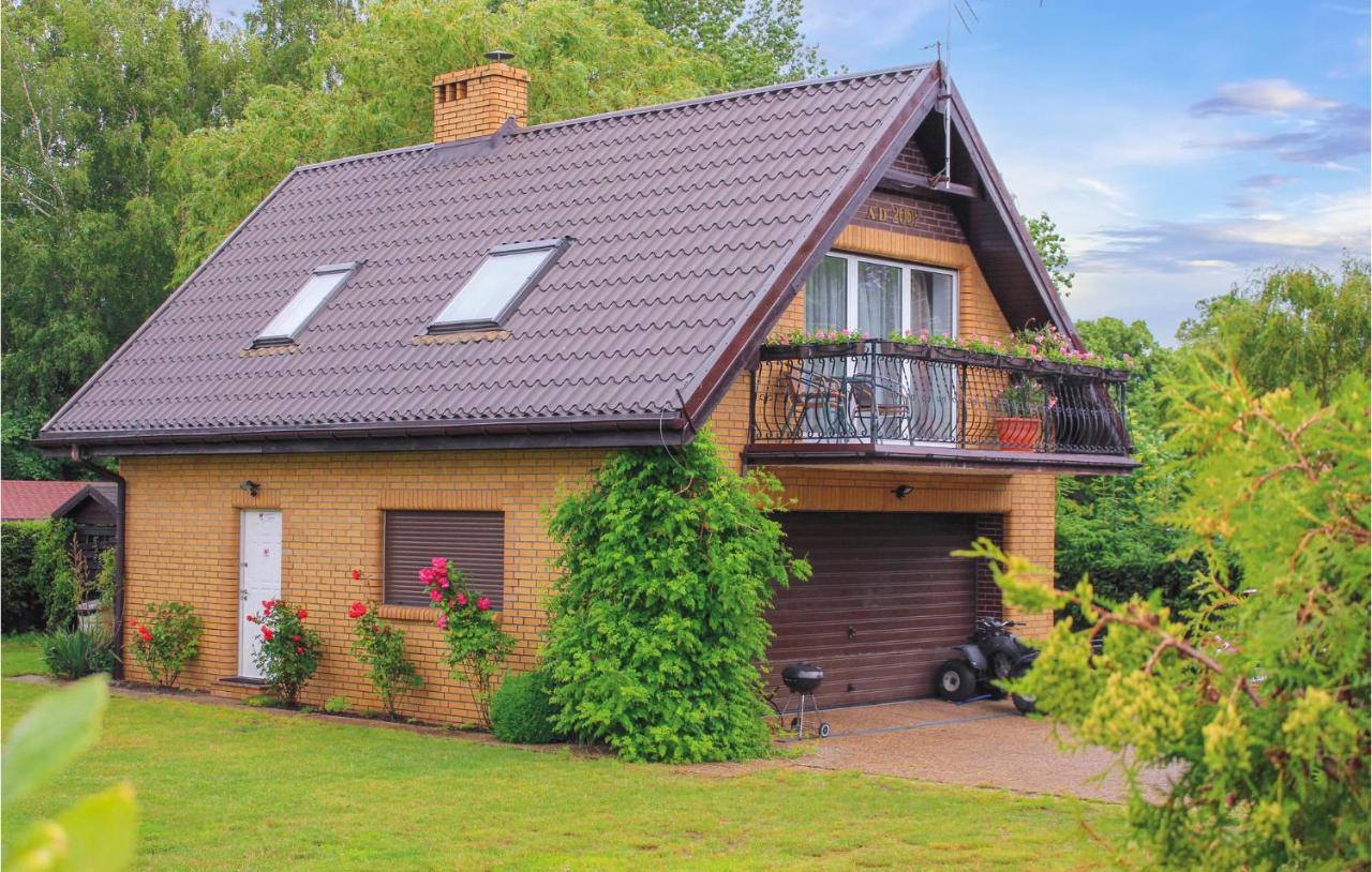 Cozy Apartment In Nowe Warpno With Wifi Extérieur photo