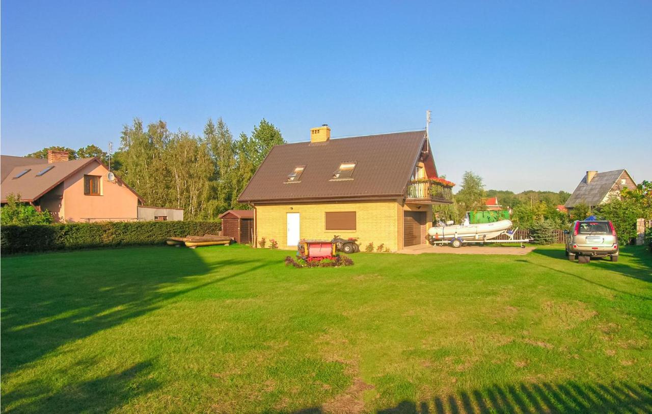Cozy Apartment In Nowe Warpno With Wifi Extérieur photo